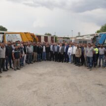 Başkan Okuroğlu, belediye personeliyle bayramlaştı