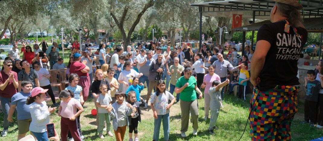 Özel öğrenciler ve aileleri “Engelsiz Piknik”te eğlendi